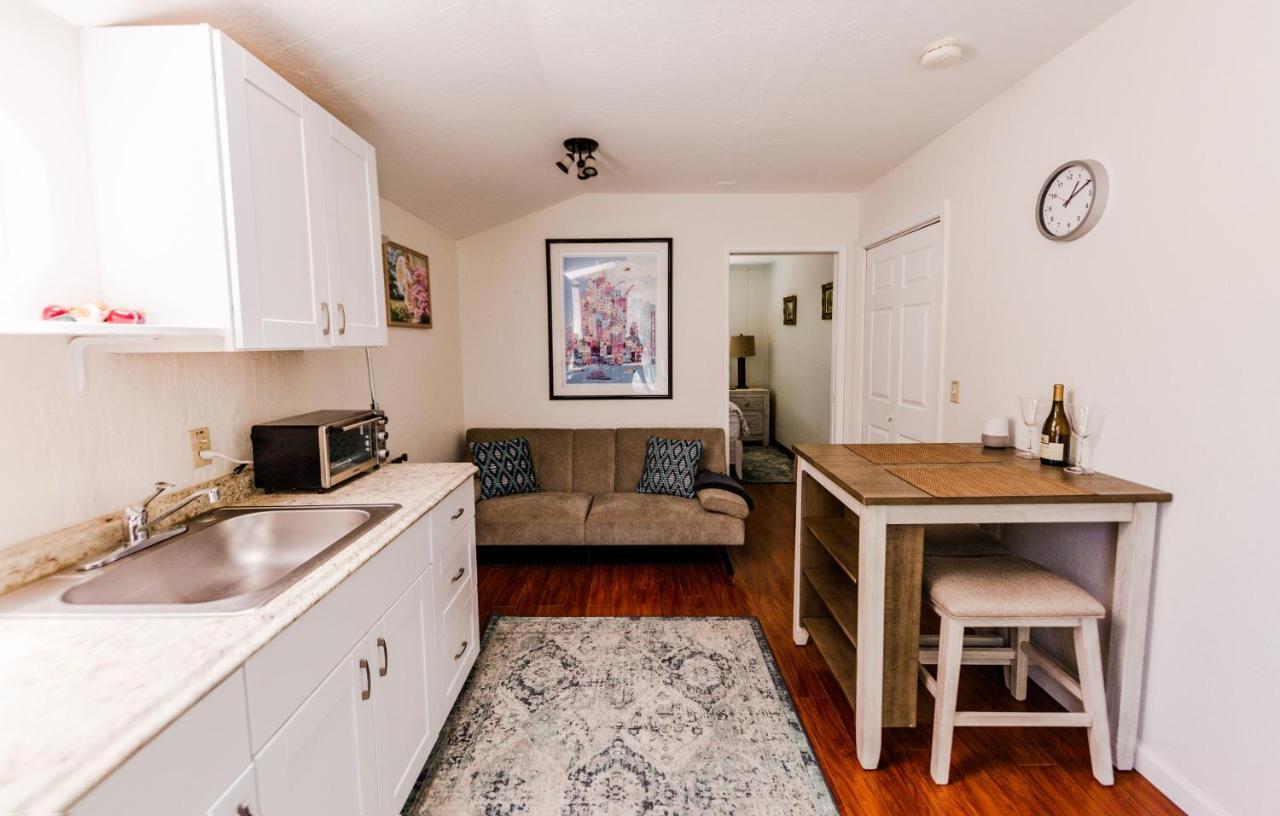 Mountain Estate Apartment